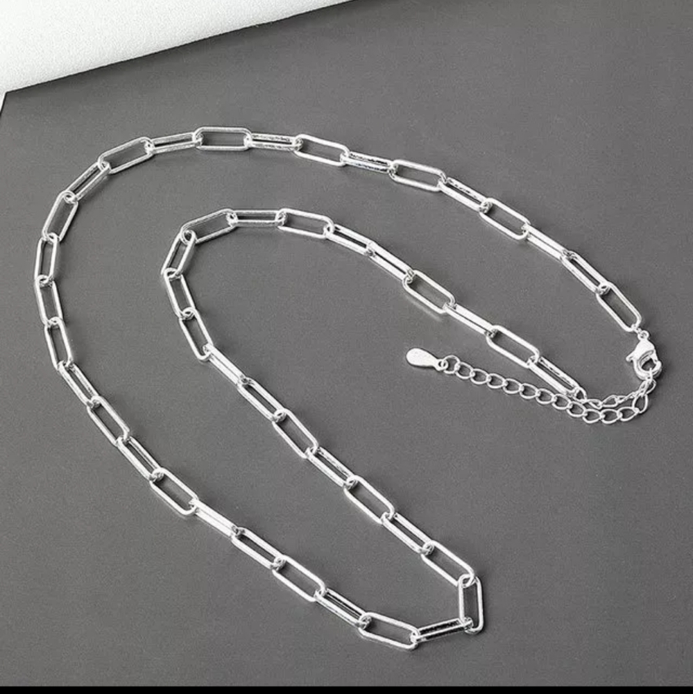 SILVER 925 PAPER CLIP NECKLACE NWOT
